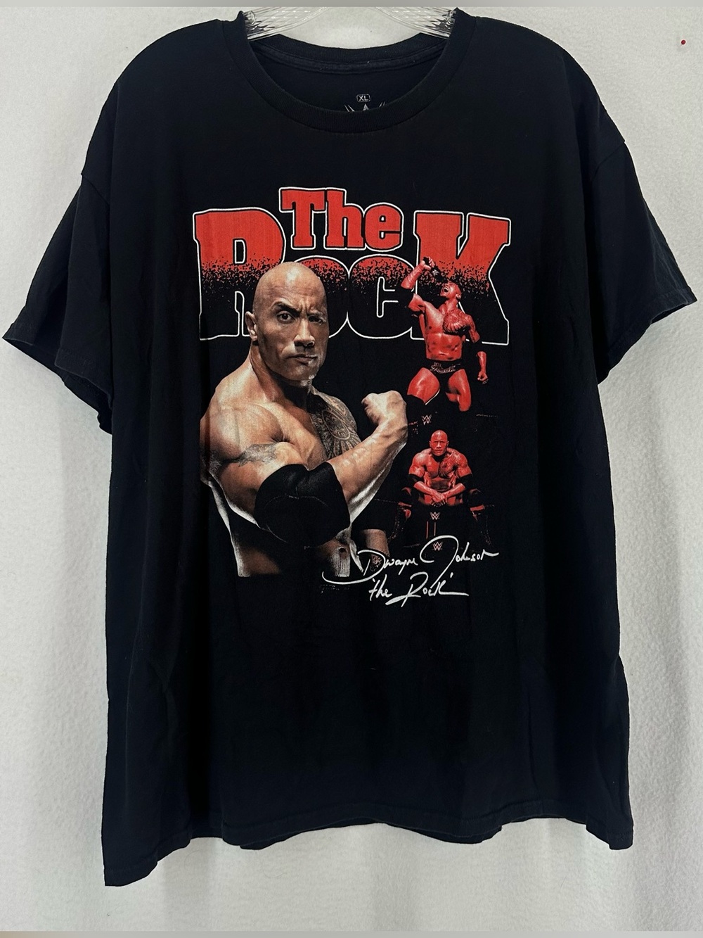 WWE The Rock Dwayne Johnson Graphic T-Shirt Black Men’s XL